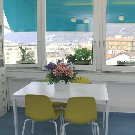 Ferienwohnung La Casa Di Mapi Salerno Exterior foto