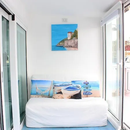 Ferienwohnung La Casa Di Mapi Salerno Exterior foto